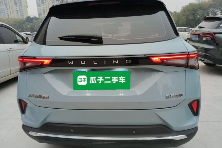 五菱汽车 五菱星辰 2021款 1.5T CVT星曜版车身外观6