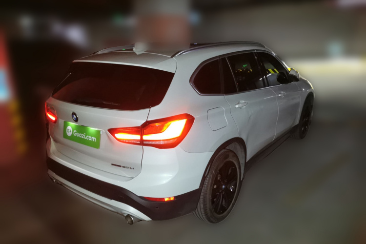 宝马X1 2020款 sDrive20Li 时尚型车身外观7