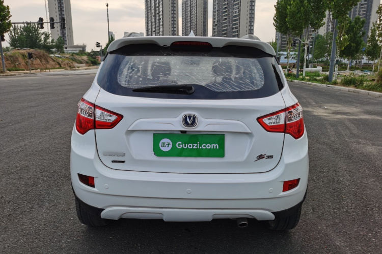 长安CS35 2016款 1.6L 手动豪华型 国V车身外观6004