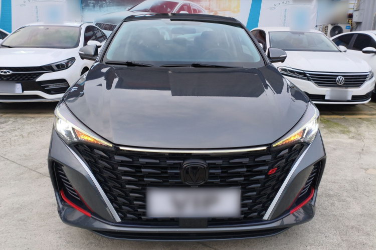 长安 逸动 2022款 PLUS 蓝鲸NE 1.4T GDI DCT尊贵版车身外观6001