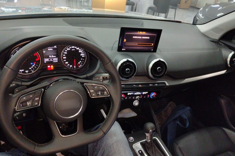 奥迪Q2L 2023款 35TFSI 时尚动感型中控内饰12