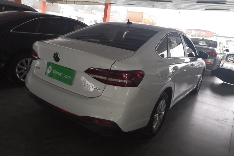 大众 朗逸 2023款 1.5L 自动得逸版车身外观7