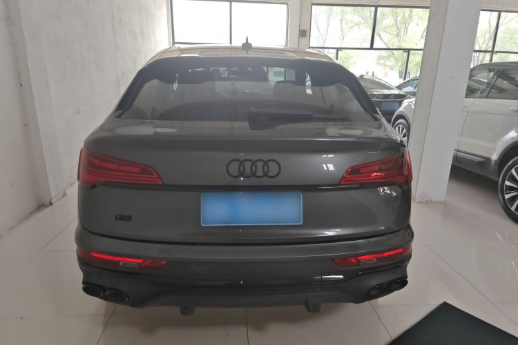 奥迪SQ5 Sportback 2023款 3.0 TFSI quattro车身外观6