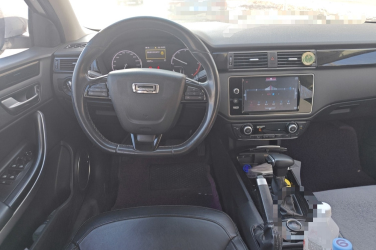 观致3 2015款 都市SUV 1.6T 自动炫动派中控内饰13