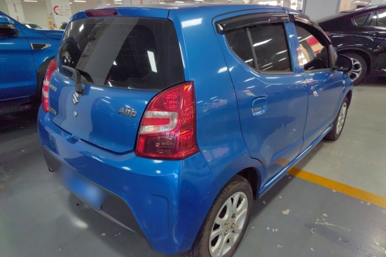 铃木 奥拓 2013款 1.0L 自动豪华型车身外观6005