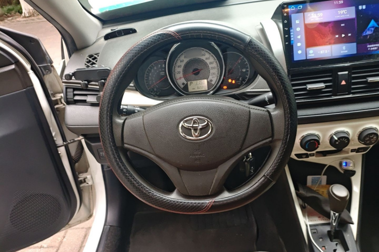 丰田 威驰 2016款 1.5L 自动智臻星耀版局部细节13