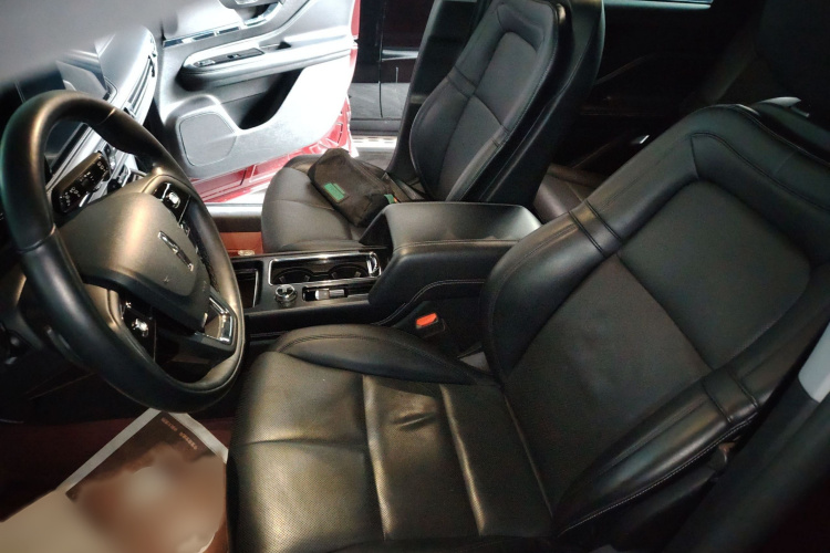 林肯 冒险家 2022款 2.0T 两驱尊雅版局部细节19