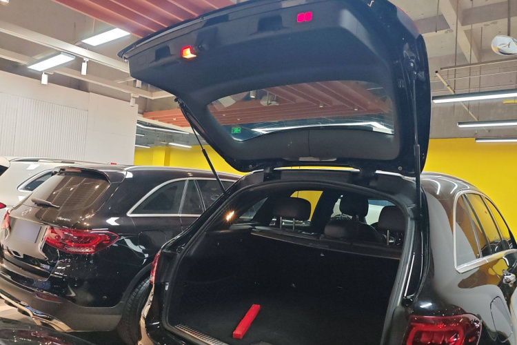 奔驰GLC 2021款 GLC 260 L 4MATIC 豪华型局部细节23