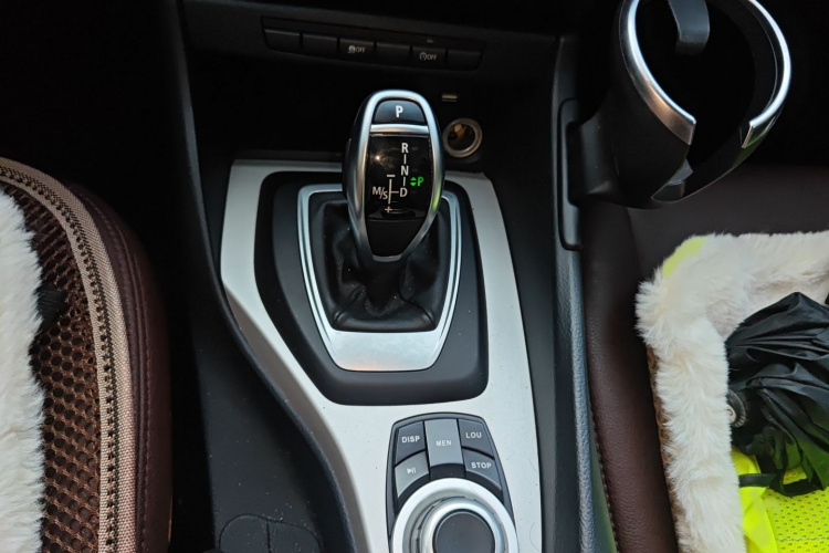 宝马X1 2014款 sDrive18i 时尚型局部细节18