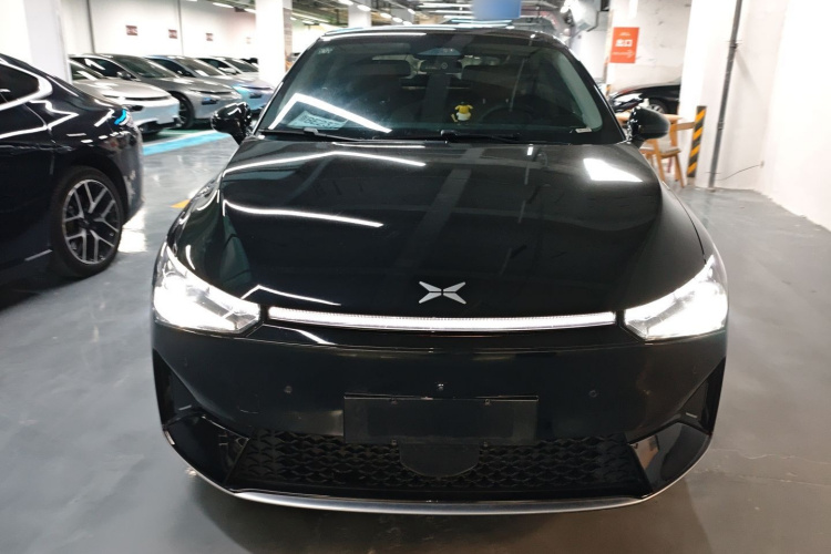 小鹏P5 2021款 550P车身外观2