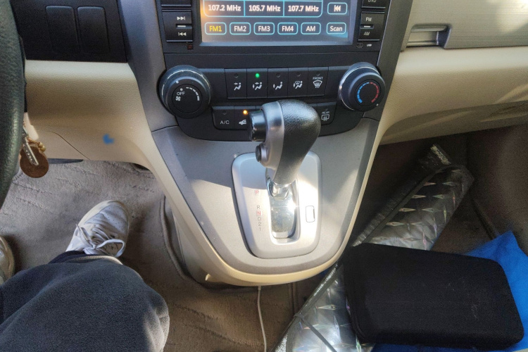 本田CR-V 2010款 2.0L 自动两驱都市版局部细节18