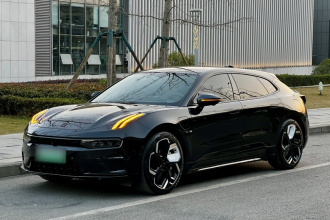 极氪001 2022款 超长续航双电机 YOU版