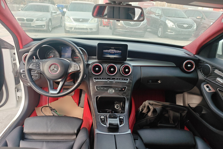 奔驰C级 2015款 C 200 L 运动型中控内饰12