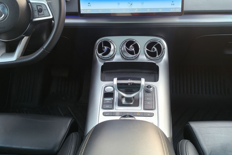 腾势X 2020款 PHEV旗舰版中控内饰7006