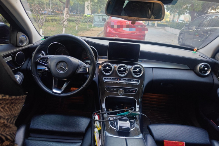 奔驰C级 2015款 C 200 L中控内饰12
