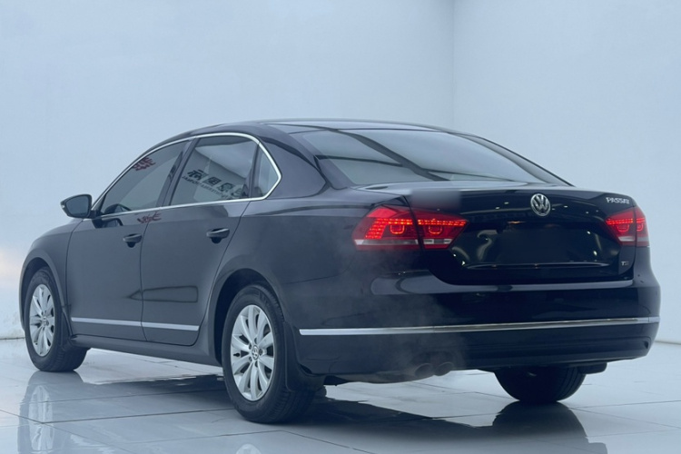 大众 帕萨特 2013款 1.8TSI DSG政府采购版车身外观6007