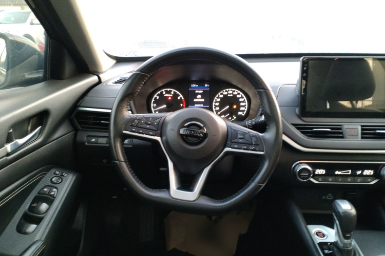 日产 天籁 2019款 2.0L XL 舒适版局部细节13