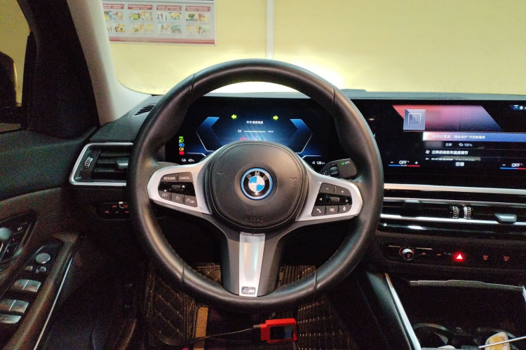 宝马i3 2023款 eDrive 40 L 曜夜套装局部细节13