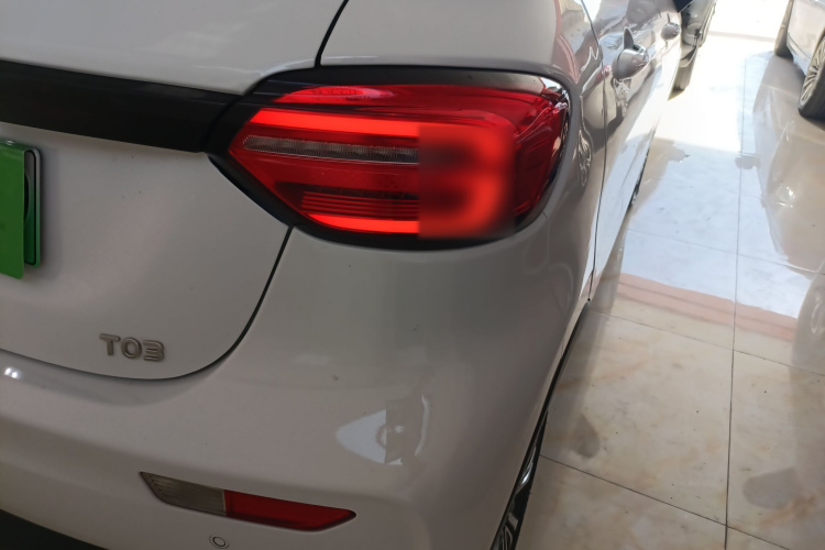 零跑汽车 零跑T03 2024款 310舒享版车身外观9