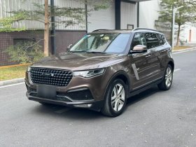 众泰T700 2017款 1.8T 双离合尊贵型