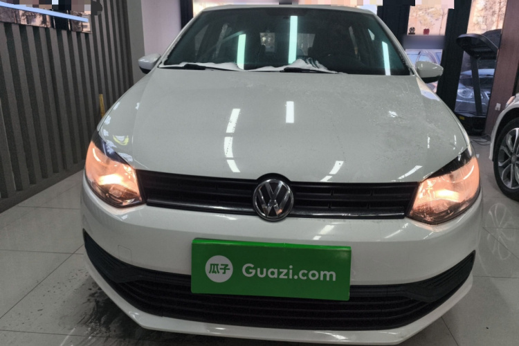 大众 Polo 2016款 1.4L 自动风尚型车身外观2