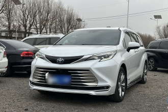 丰田 赛那SIENNA 2021款 2.5L混动 尊贵版