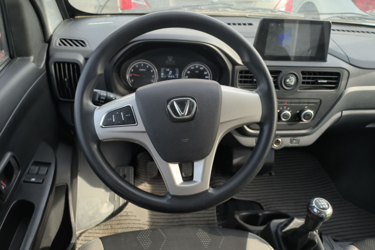 成功汽车 斑马 2022款 1.5L舒适型双排栏板 DAM15KR中控内饰13