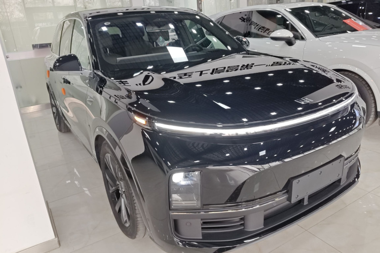 理想汽车 理想L8 2023款 Pro车身外观3