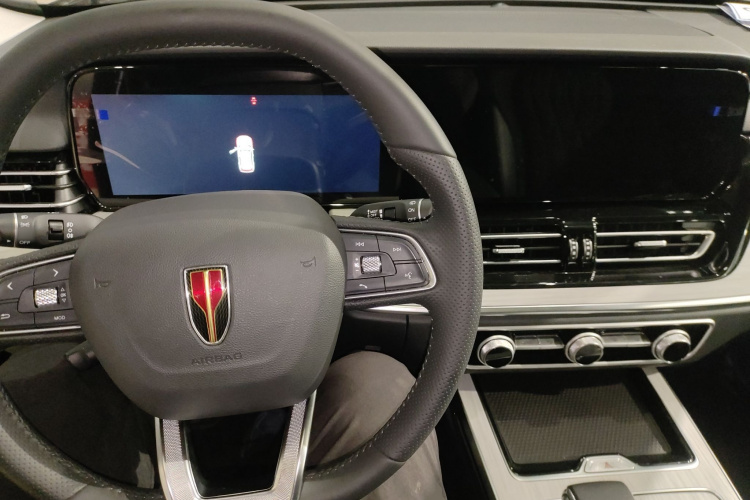 红旗HS5 2025款 2.0T 两驱旗悦Pro版中控内饰12