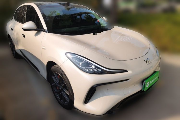 智己汽车 智己LS6 2023款 Max 标准版车身外观3