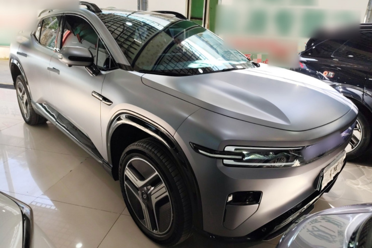 长安启源E07 2025款 纯电 四驱 90kWh Ultra高性能版车身外观6002