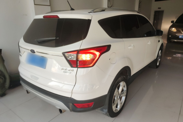 福特 翼虎 2017款 EcoBoost 180 两驱精翼型车身外观7