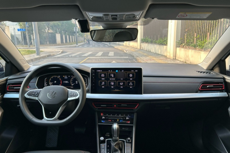 大众 朗逸 2024款 300TSI DSG星空领先版中控内饰7010