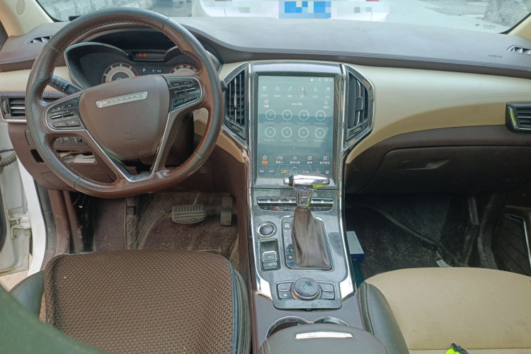 猎豹汽车 猎豹CS9 2018款 1.5T CVT劲酷型中控内饰7002