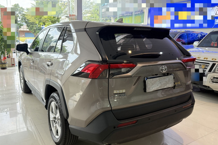 丰田 RAV4荣放 2024款 2.0L CVT两驱都市版车身外观6007