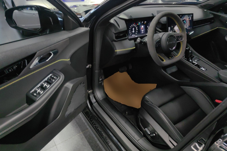 领克03 2023款 1.5TD DCT劲Plus中控内饰7003