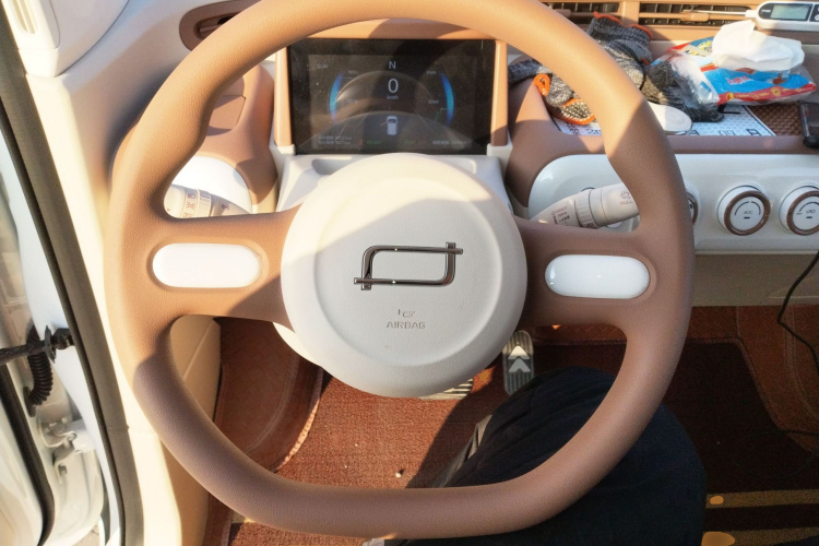 奔腾小马 2026款 222km 萌趣马 Plus局部细节13