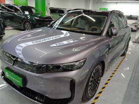 岚图汽车 岚图FREE 2025款 FREE+ 四驱乾崑版