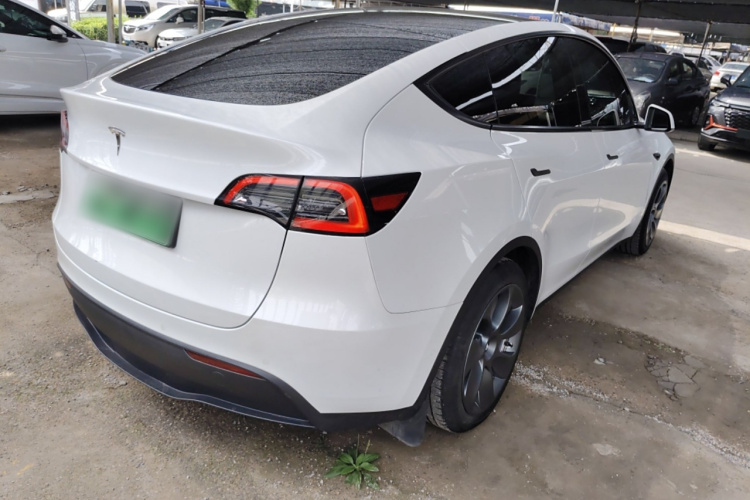 特斯拉 Model Y 2022款 后轮驱动版车身外观6005