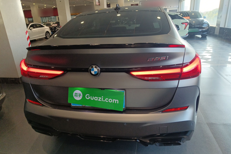 宝马2系(进口) 2021款 225i 四门轿跑车 M运动曜夜套装车身外观6