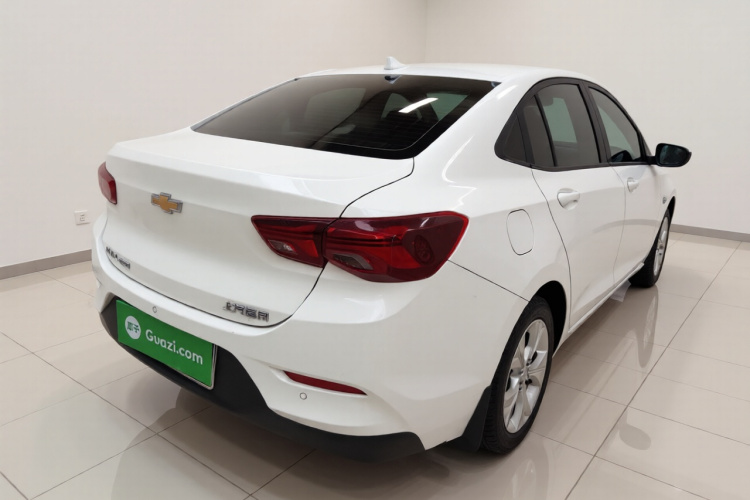 雪佛兰 科沃兹 2020款 325T 自动欣悦版车身外观7