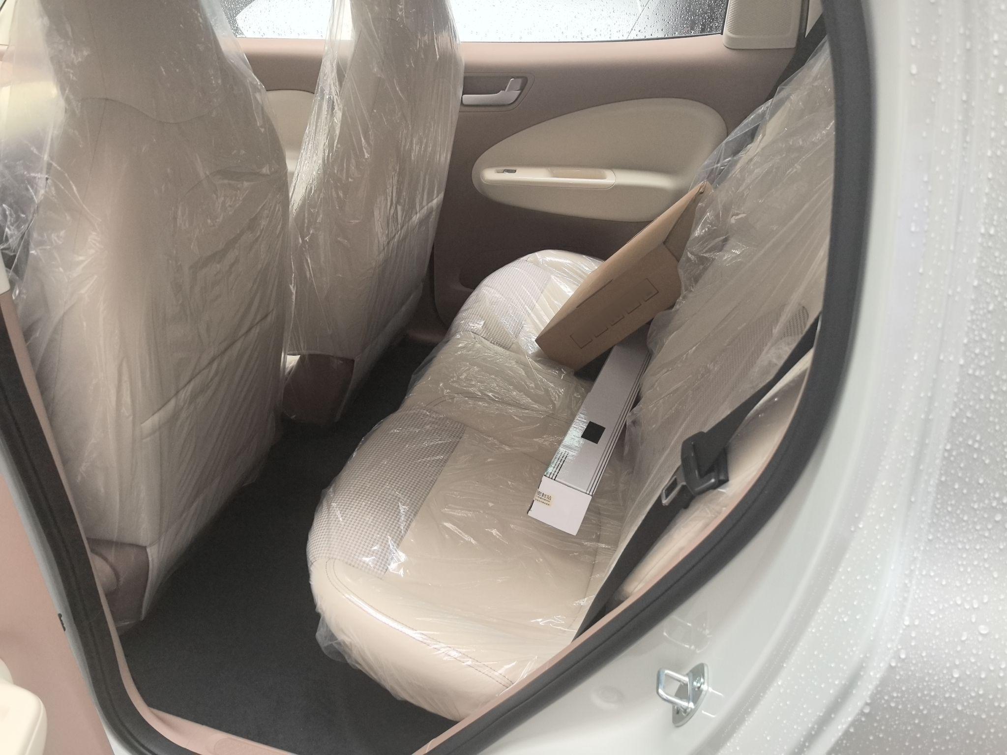 五菱汽车 宏光MINIEV 2025款 四门版 进阶款