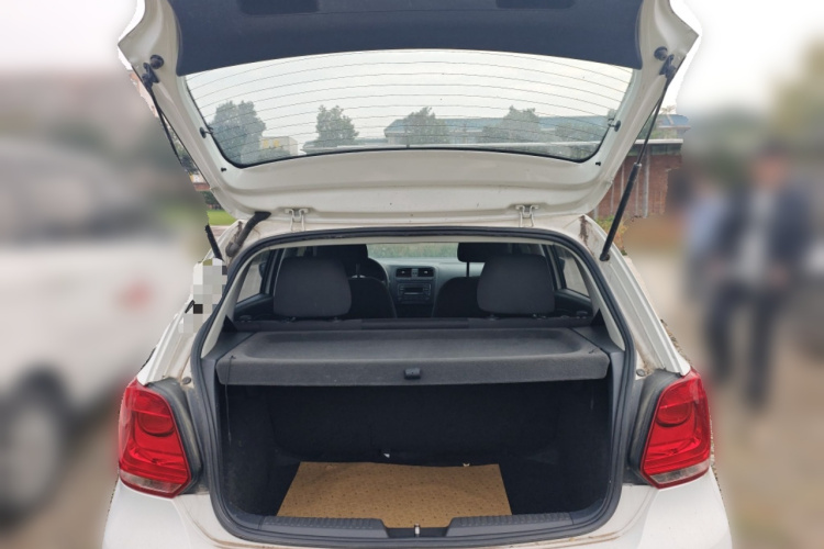 大众 Polo 2013款 1.4L 手动风尚版局部细节23