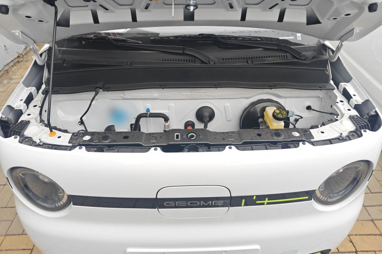 吉利银河 熊猫 2025款 210km 元气熊机舱底盘24