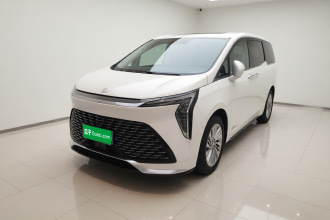 别克 世纪 2023款 2.0T 七座蕴世版