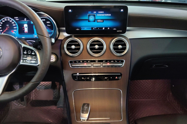 奔驰GLC 2021款 GLC 300 L 4MATIC 动感型局部细节16