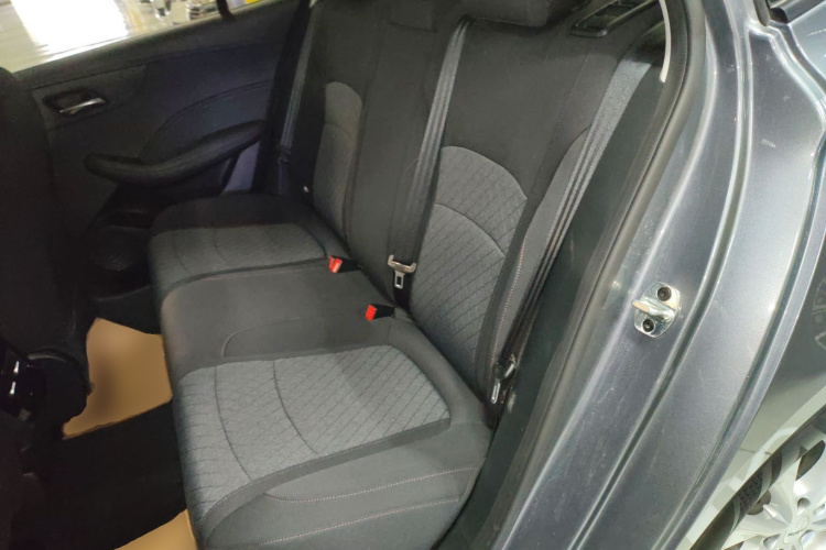 荣威i5 2023款 1.5L 手动舒享版中控内饰7004