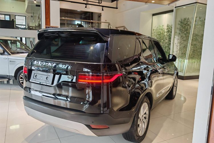 路虎 发现 2023款 300PS S车身外观6005