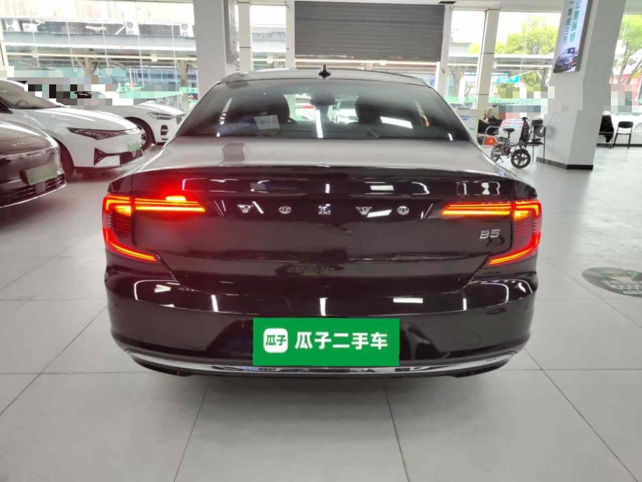 沃尔沃S90 2024款 B5 智逸豪华版(4)