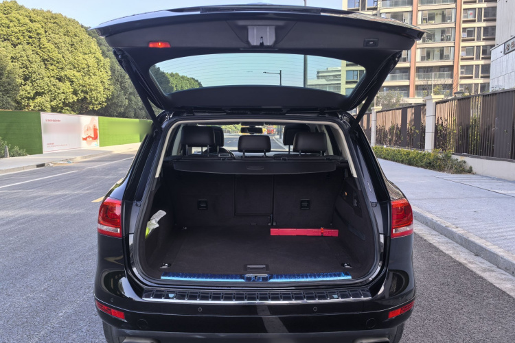 大众 途锐 2011款 3.0TSI 舒适型局部细节23